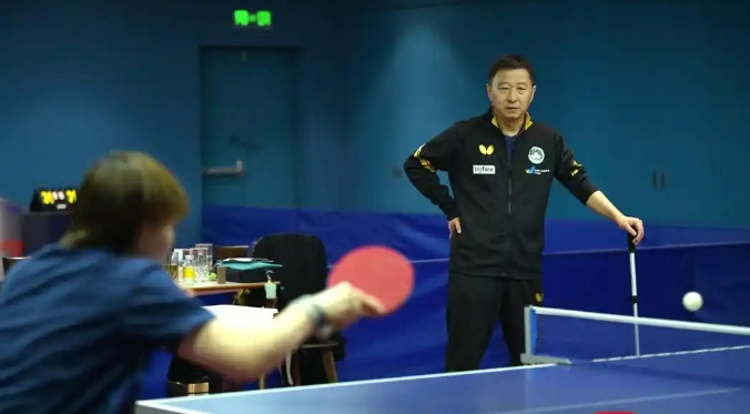 开云体育官网-官宣，国乒教练离队第1人，56岁，被外协挖走，曾培养王楚钦莎莎|陈振江|朱雨玲|林诗栋|国乒教练组|孙颖莎_新浪体育_新浪新闻