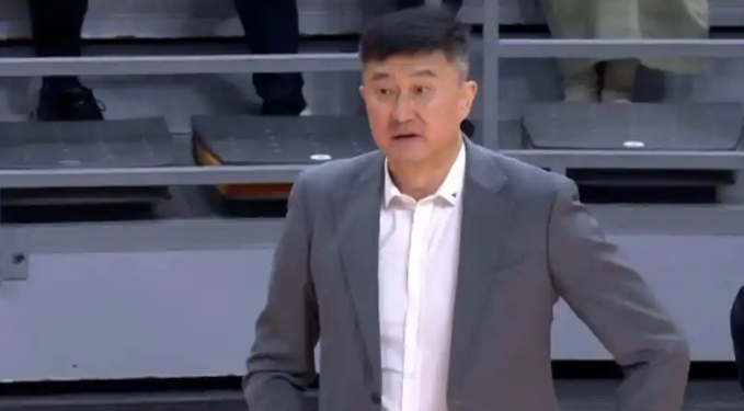 开云体育官网-家中有变？杜锋深夜发声，正式道歉，原因找到，还剩1年合同|广东男篮|浙江男篮|胡明轩|崔永熙|焦泊乔_新浪体育_新浪新闻