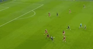 kaiyun体育官网-【欧冠】埃基蒂克弑旧主维尔茨2助攻，利物浦5-1法鹰