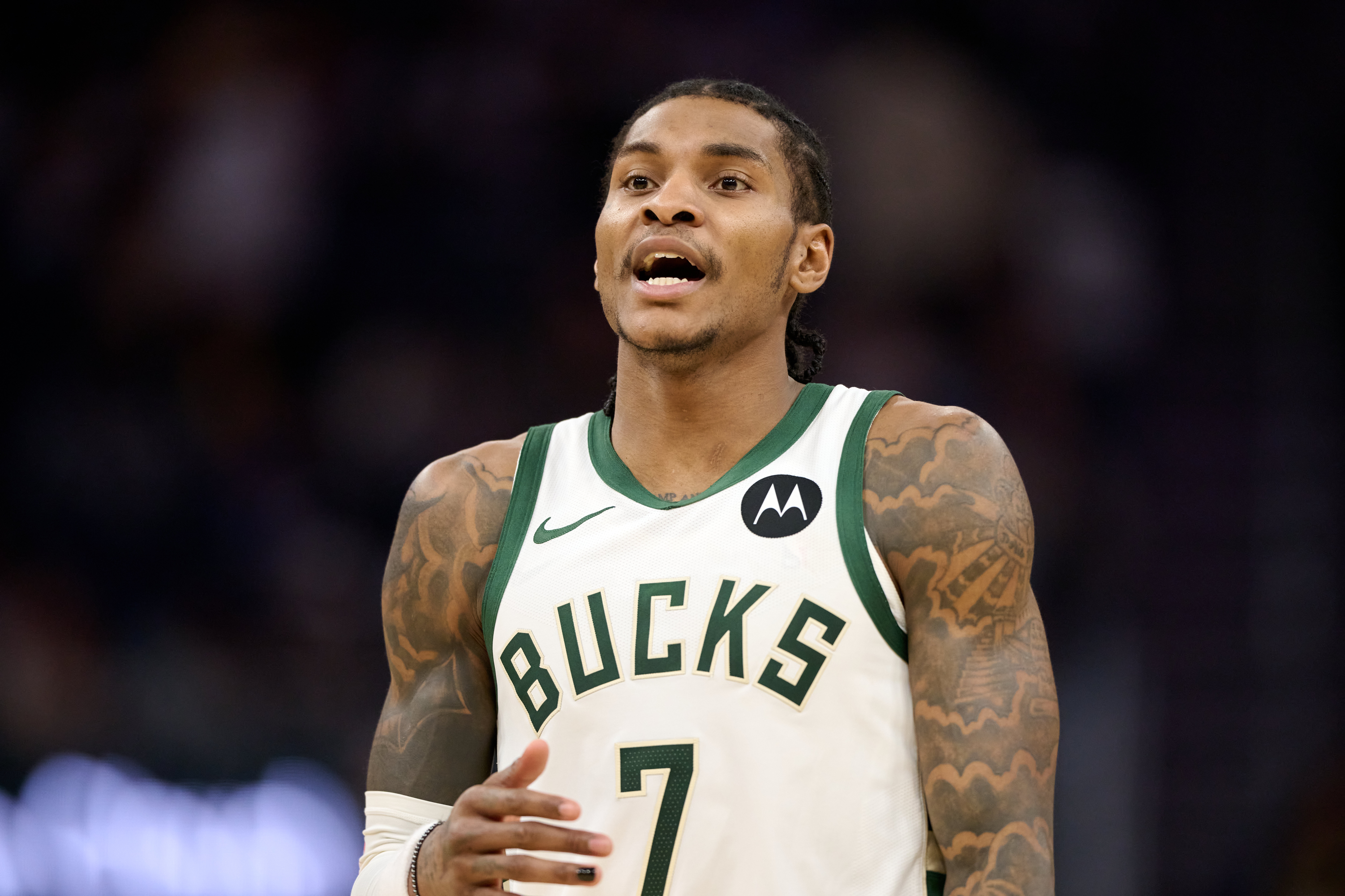 开云体育-啃老你还嫌弃他?77送三罚&6犯&25投24分 老詹选择合理其实燃尽了