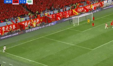 kaiyun体育官网-【世预赛】蒋圣龙造乌龙+造红牌 国足1比2沙特