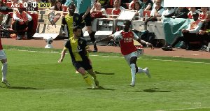 开云体育-【英超】赖斯传射建功 阿森纳3比0伯恩茅斯