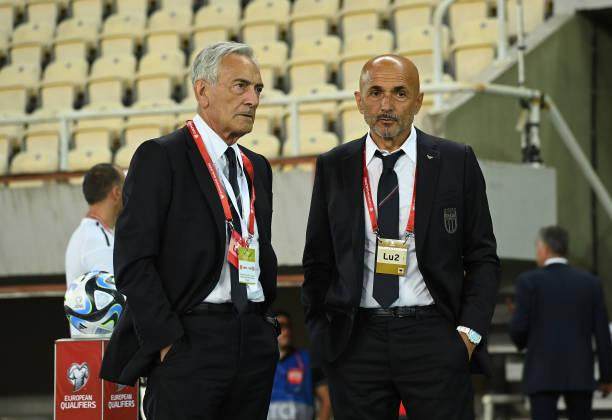 1694304032796021816.jpg 开云体育-卫冕冠军出线危矣!意大利被北马其顿逼平怪谁?