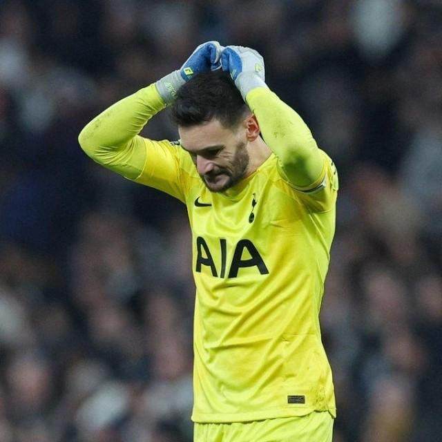 开云体育官网-【早报】巴黎法国杯翻车！如此状态咋踢拜仁？