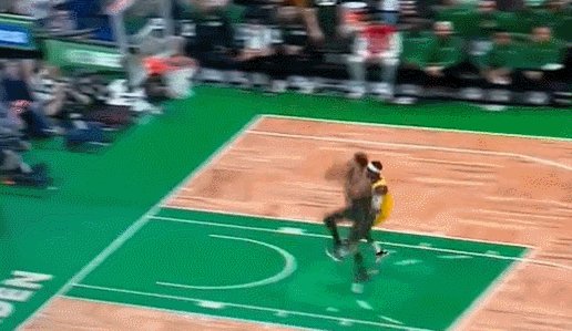 1674975808058051192.gif 开云体育-漏判偷走湖人胜利 詹姆斯跪地长叹矛头直击裁判