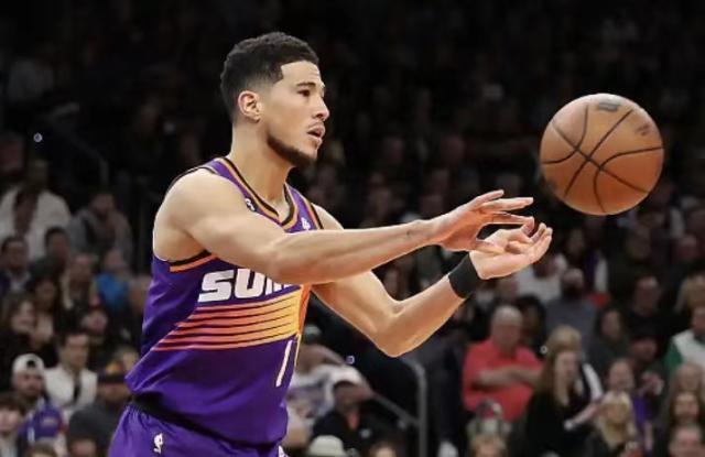 1670498286996077509.jpg kaiyun体育官网-连续两场惨败季后赛噩梦重现 太阳跌出西部第一