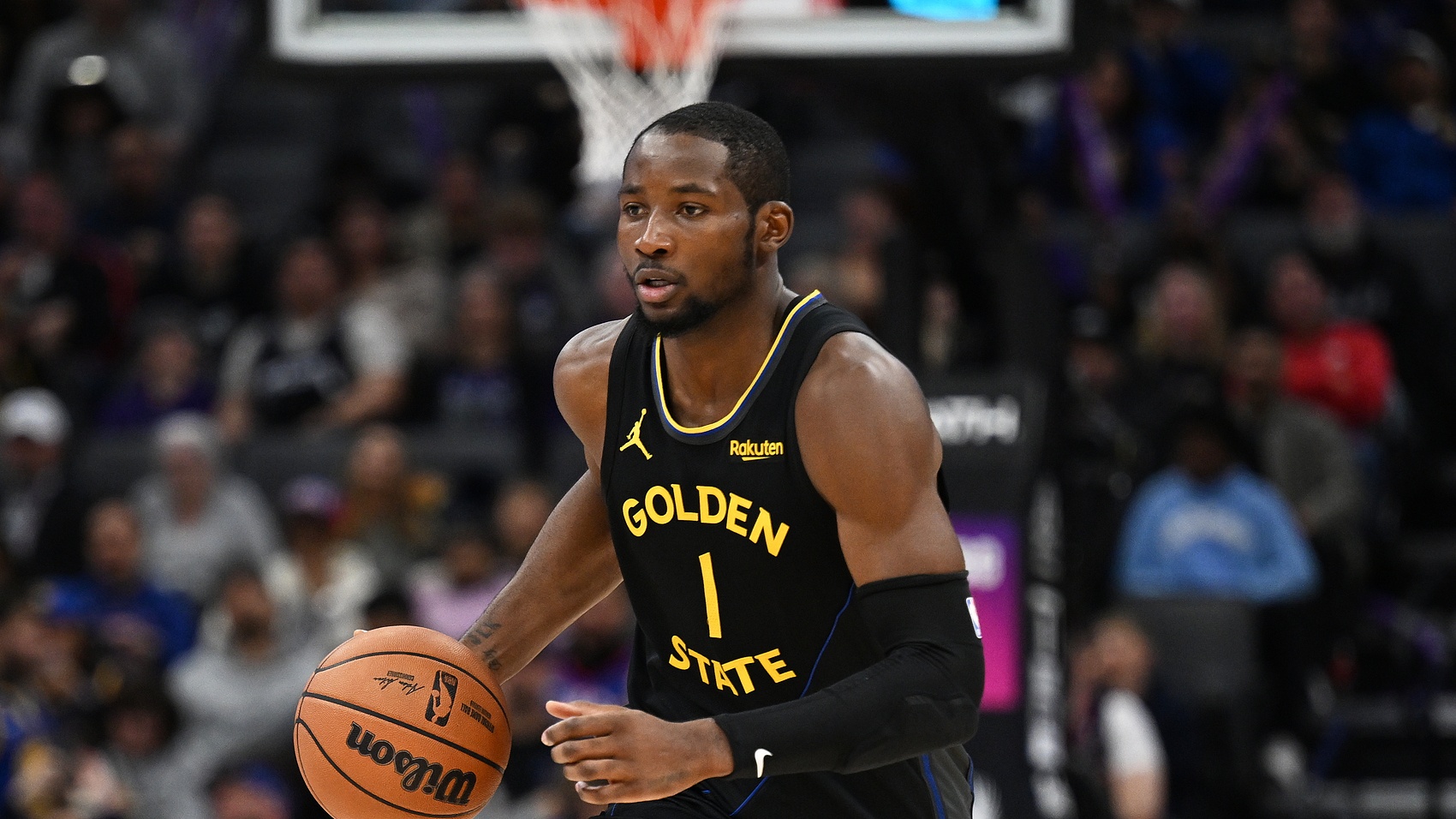 kaiyun-库明加交易构想：前往湖人或国王？与独行侠交易让克莱重回湾区？