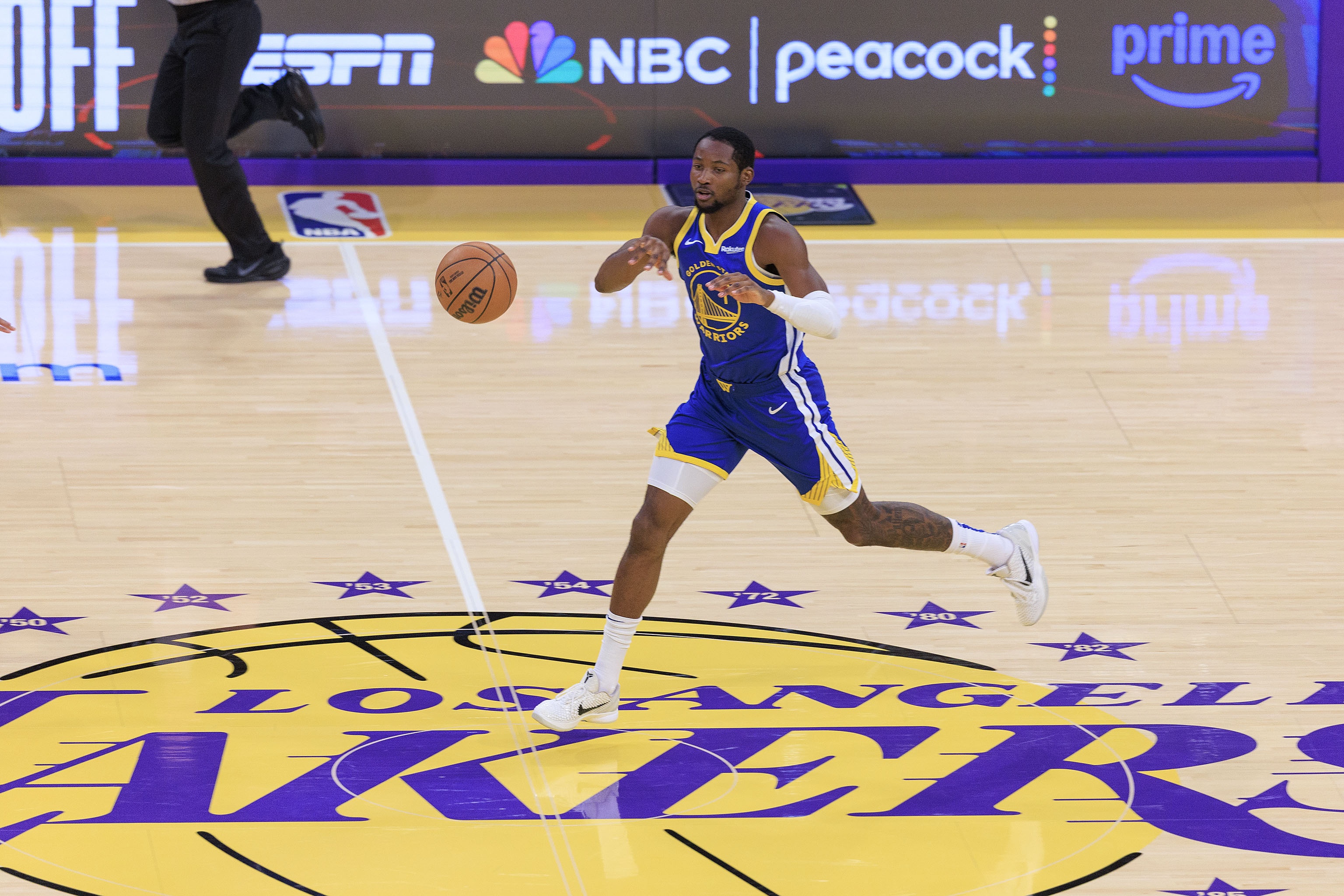 kaiyun-库明加交易构想：前往湖人或国王？与独行侠交易让克莱重回湾区？