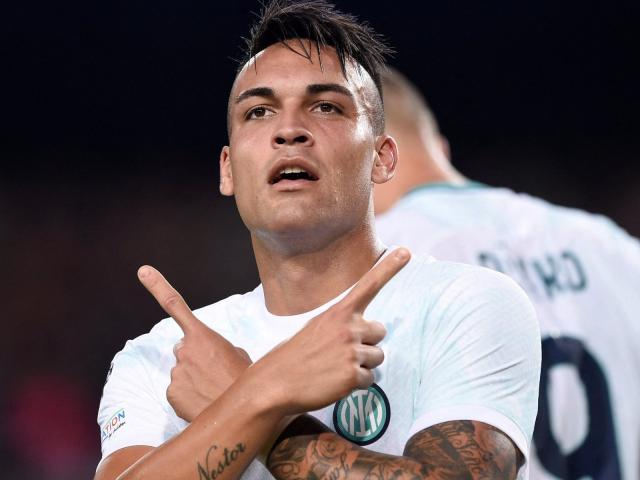 kaiyun-【人物】拿巴萨破球荒！破茧而出的劳塔罗不做“怼锋”