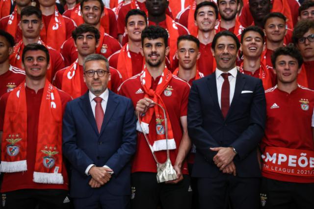 1651219433636097944.png kaiyun-事不过四 本菲卡夺欧青联赛冠军 古特曼诅咒过期?