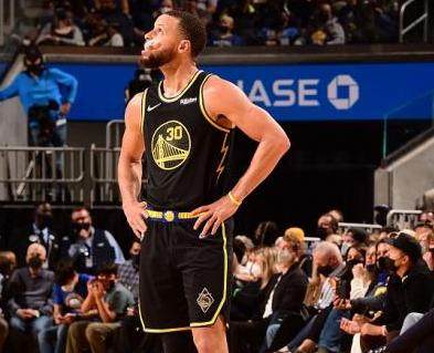 开云体育官网-末节五号位被独行侠打爆 科尔布阵引起巨大争议