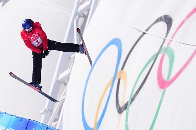 开云体育官网-谷爱凌再夺金 自由式雪上军团超越短道“王牌之师”