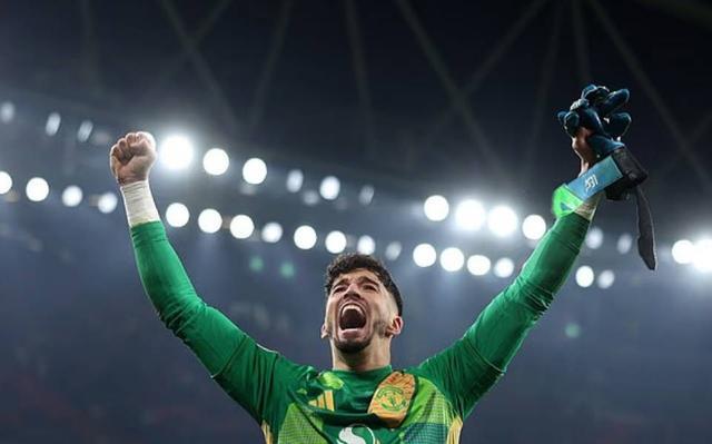 开云体育-邮报：曼联冬窗拒绝贝西克塔斯对巴因迪尔报价，想留他当替补