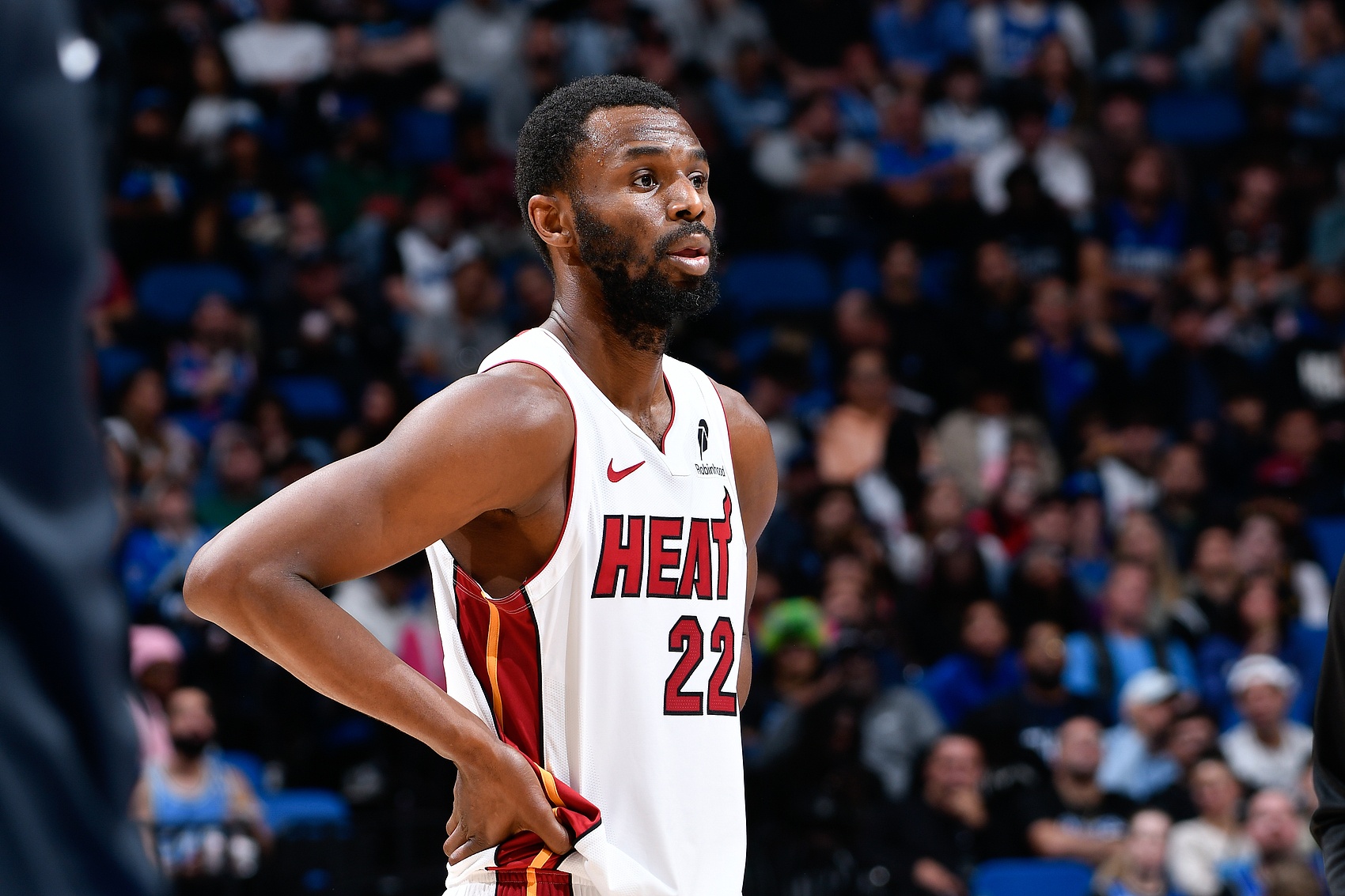 开云体育下载-美记：热火继续兜售维金斯&amp;目标换1首轮 湖人对其有意已达数月