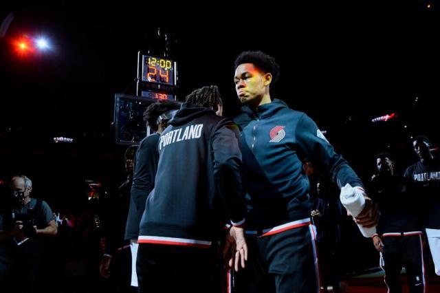 1643104408531032606.jpg 开云体育官网-利拉德倒下7胜4负!开拓者是时候换一种活法了?