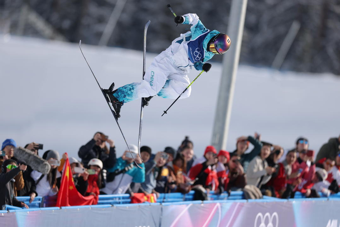 开云体育下载-冬奥夺银，李方慧说做星星就很好：你有你的光亮，我有我的方向|阿特金|决赛|冬奥会|柳延星|谷爱凌_新浪新闻