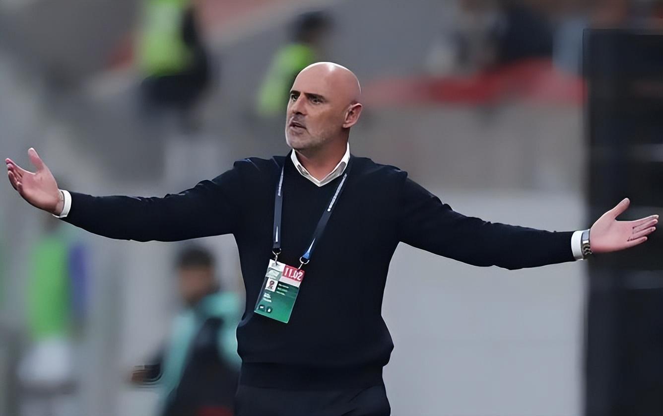 开云体育下载-武磊和莱昂纳多都复出了！下一个是不是该轮到王振澳？值得期待