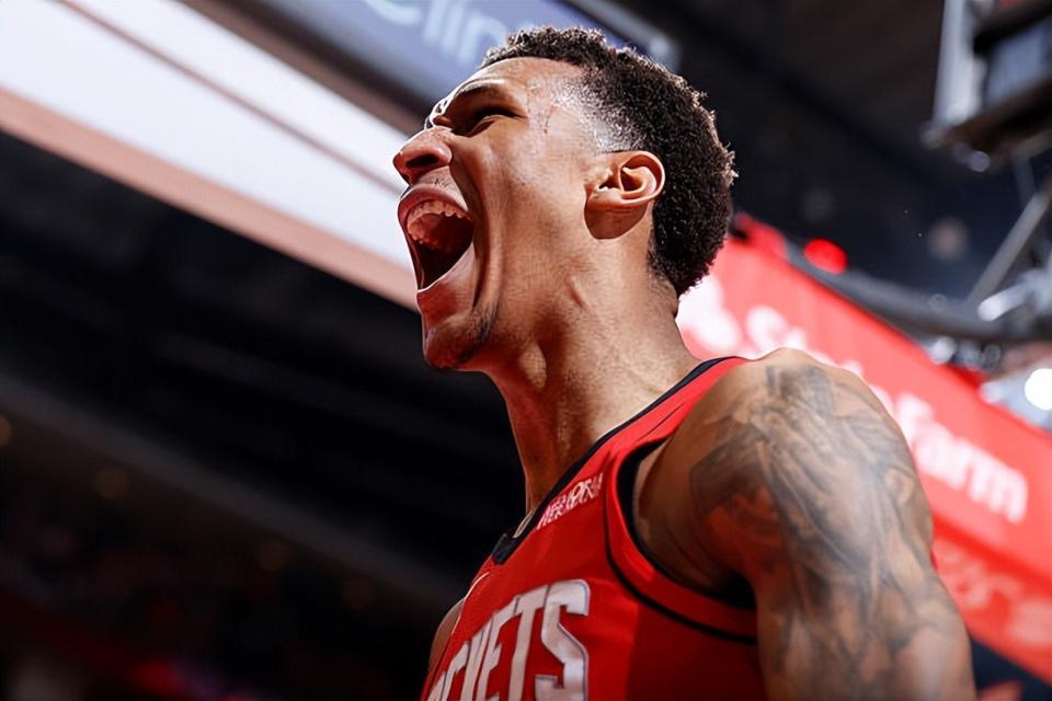 开云体育官网-不容易！火箭3D锋线新星终于打出了一场攻守兼备的全能型比赛？