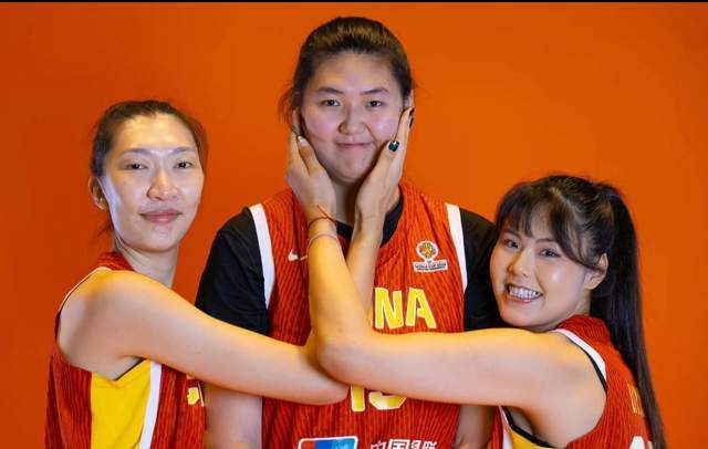 开云体育官网-中国女篮今夜首发5人出炉！韩旭+杨舒予、陈明伶、罗欣棫、张曼曼