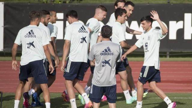 1623280357208077777.jpg 开云体育下载-【早报】皇萨文逼退欧足联!英超Big6“投降”却被罚…