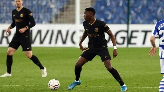 1623280380419033603.jpg 开云体育下载-【早报】皇萨文逼退欧足联!英超Big6“投降”却被罚…