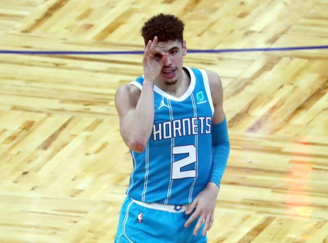 1612065319393094793.jpg 开云体育下载-【圆桌】常规赛奖项预测:一人有望收获两大荣誉?