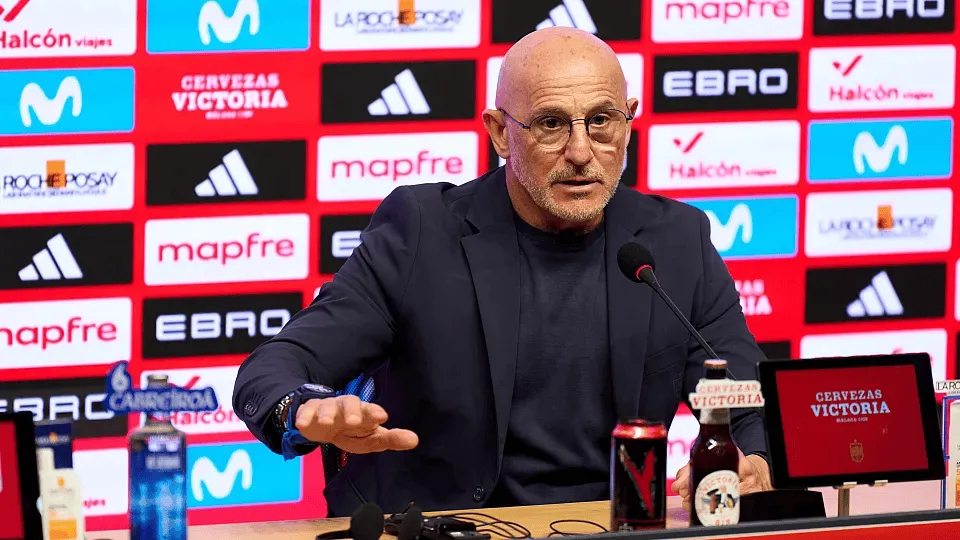 开云体育下载-德拉富恩特：晋级世界杯很困难，这凸显了我们近年的成绩