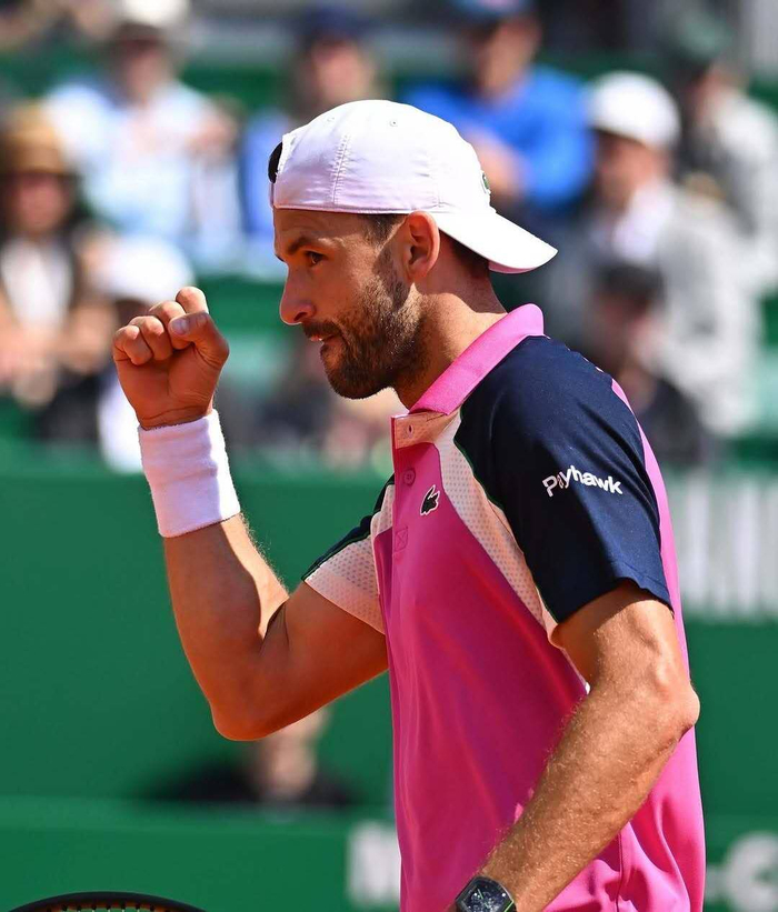 kaiyun-神也难救单反？迪米出局引热议，网友调侃最近在过国际单反受难节|迪米特洛夫|丹尼斯·沙波瓦洛夫|蒙特卡洛大师赛|西西帕斯|瓦林卡_新浪体育_新浪新闻